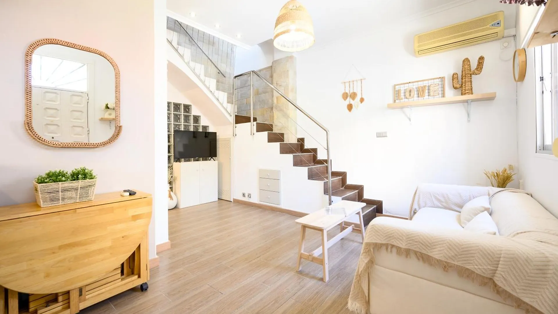 House Natura Malaga contacts